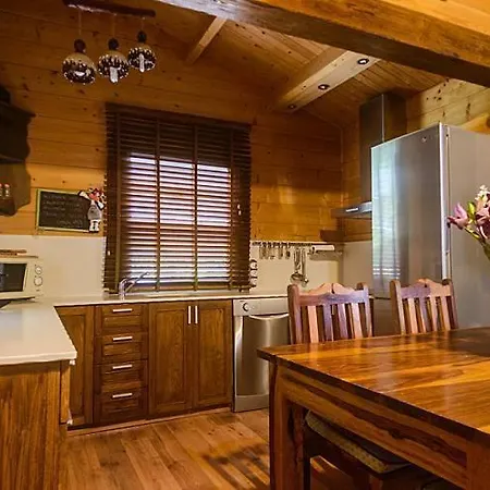 Casa De Madera Holiday home *